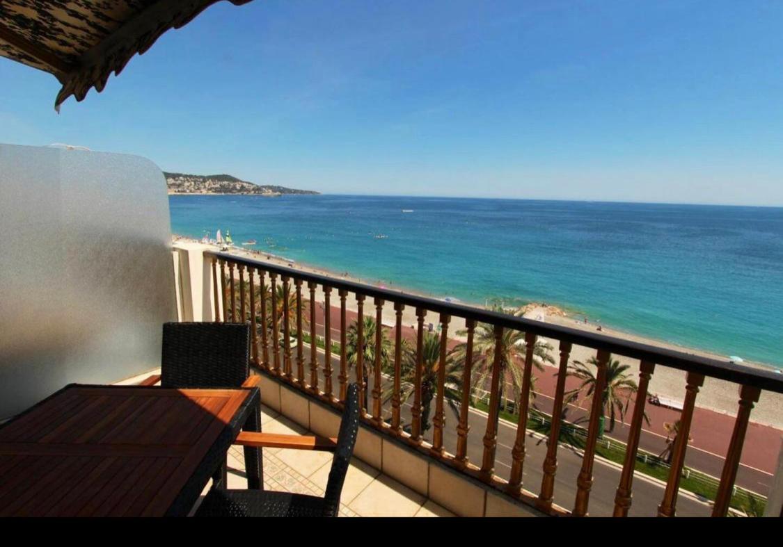 Appartement Front De Mer - Promenade Des Anglais Nice Dış mekan fotoğraf